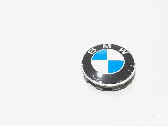 Enjoliveur moyeu d'un BMW 1-Serie, -, 3 mois de garantie, Utilisé, -
