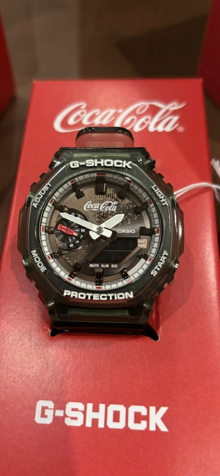 Casio G-SHOCK Coca Cola 140e anniversaire, Enlèvement, Casio
