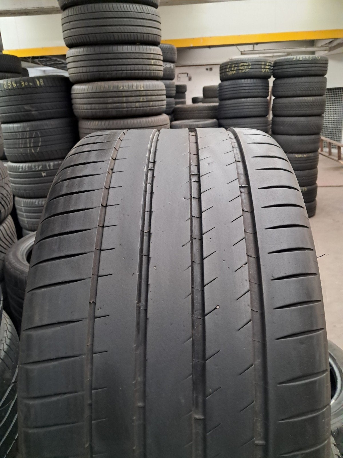 29530r21 295 30 r21 295/30/r22 MICHELIN demmont (Leasing, Ophalen of Verzenden