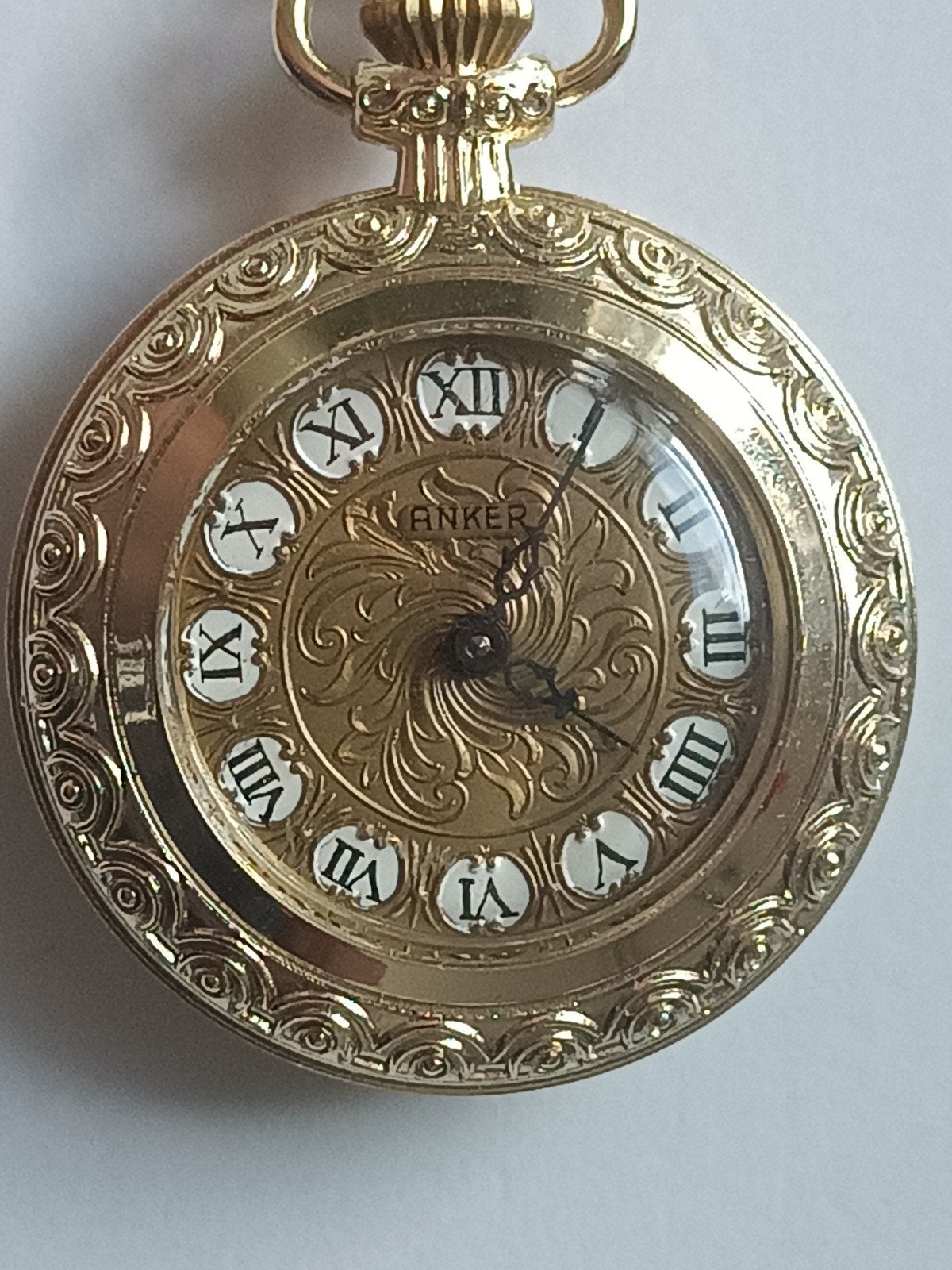 Montre pendentif mécanique Vintage ANKER – Fonctionne parfai, Bijoux, Sacs & Beauté, Montres | Femmes, Enlèvement, Comme neuf