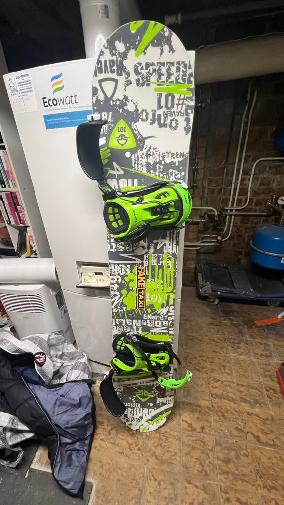 Snowboard, Sport en Fitness, Ophalen, Zo goed als nieuw