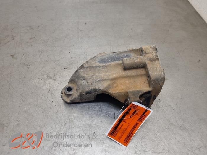 Support moteur d'un Mercedes Vito, 3 mois de garantie, Utilisé, -, -