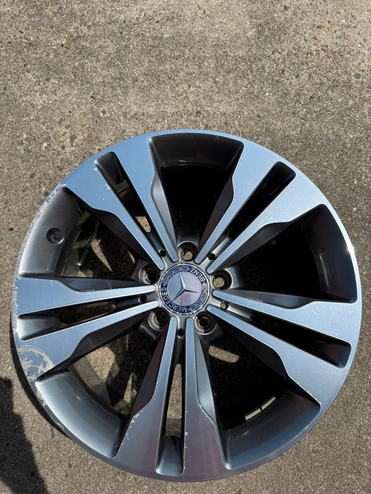Originele Mercedes CLA 200 velgen (2015) + grille en spoiler, Ophalen, Gebruikt