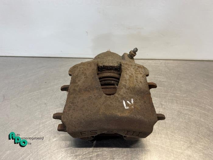 Etrier de frein (pince) avant gauche d'un Seat Ibiza (Ibiza, -, 3 mois de garantie, Utilisé, -