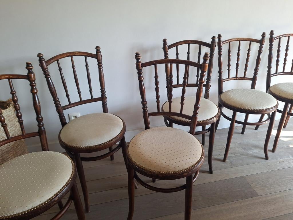 6 vintage Hongaarse stoelen stijl Thonet", Huis en Inrichting, Ophalen of Verzenden