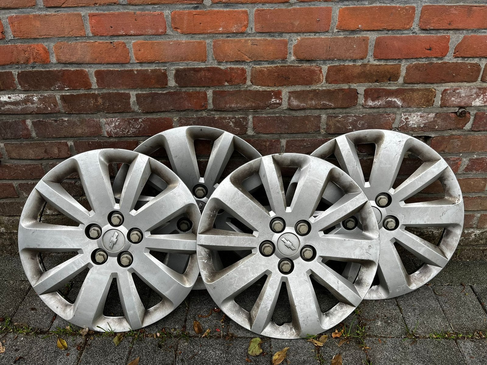 Couvre-roues Chevrolet 16 pouces, Enlèvement, Utilisé