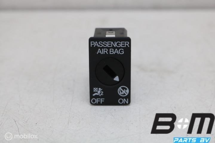 Schakelaar bijrijdersairbag VW E-Golf 7 5C5919237, Gebruikt