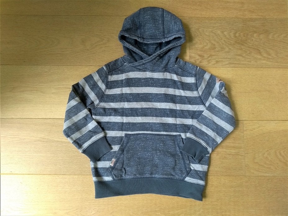 sweat à capuche garçon - taille 122 (7 ans), Enlèvement, Utilisé, Garçon
