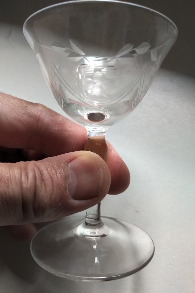 verre a liqueur, Enlèvement