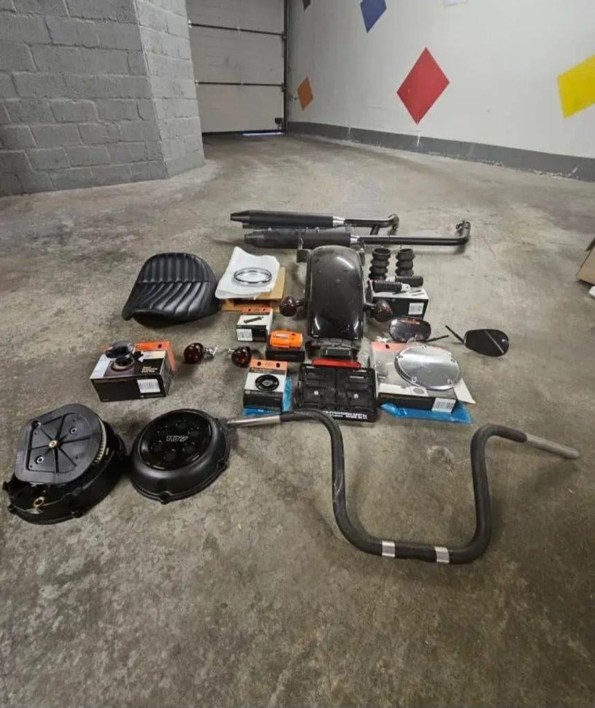 Originele stukken Harley Davidson Streetbob 2018, Ophalen, Nieuw