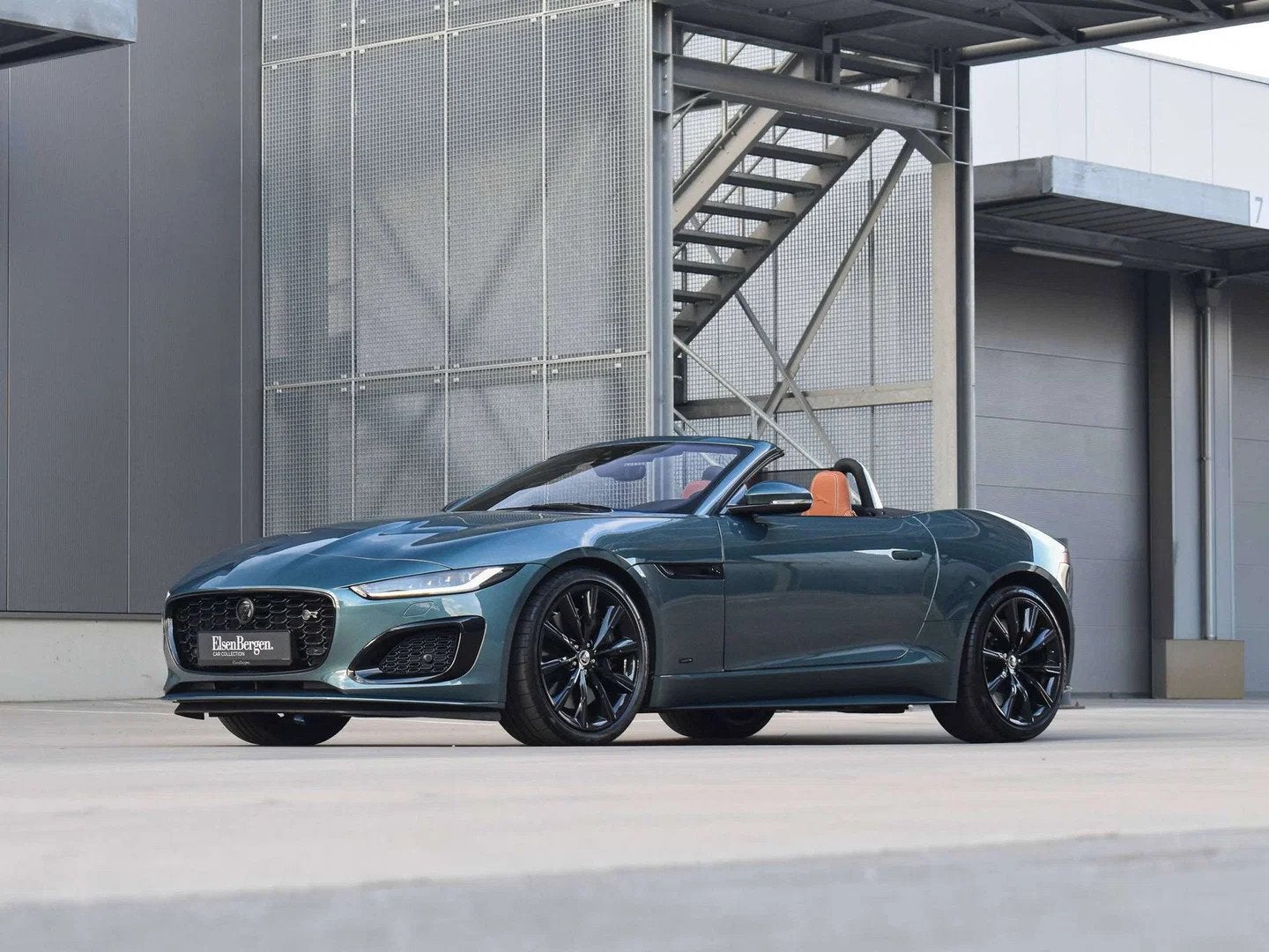 Jaguar F-Type 5.0 V8 R Cabriolet AWD P575 / Giola Green / Bl, Auto's, Automaat, Cabriolet, Leder, 2 zetels