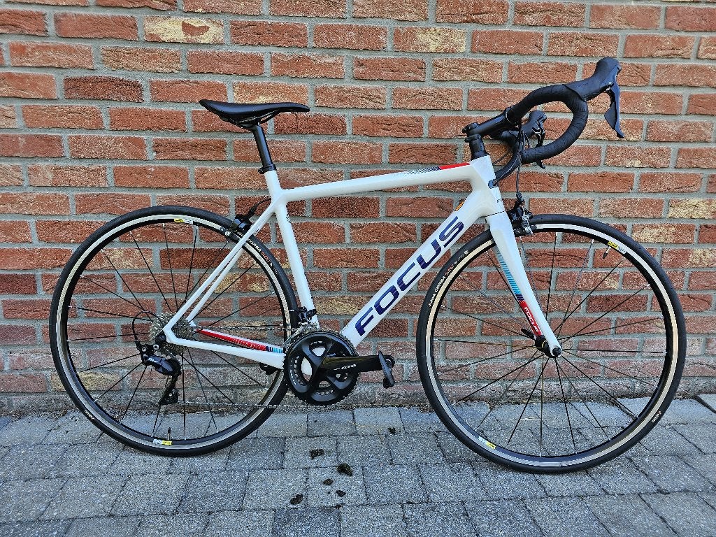Vélo FOCUS Izalco Race 9.7-T54-Carbone-Shimano 105-2019, Enlèvement, Utilisé, Plus de 20 vitesses, Frein sur jante