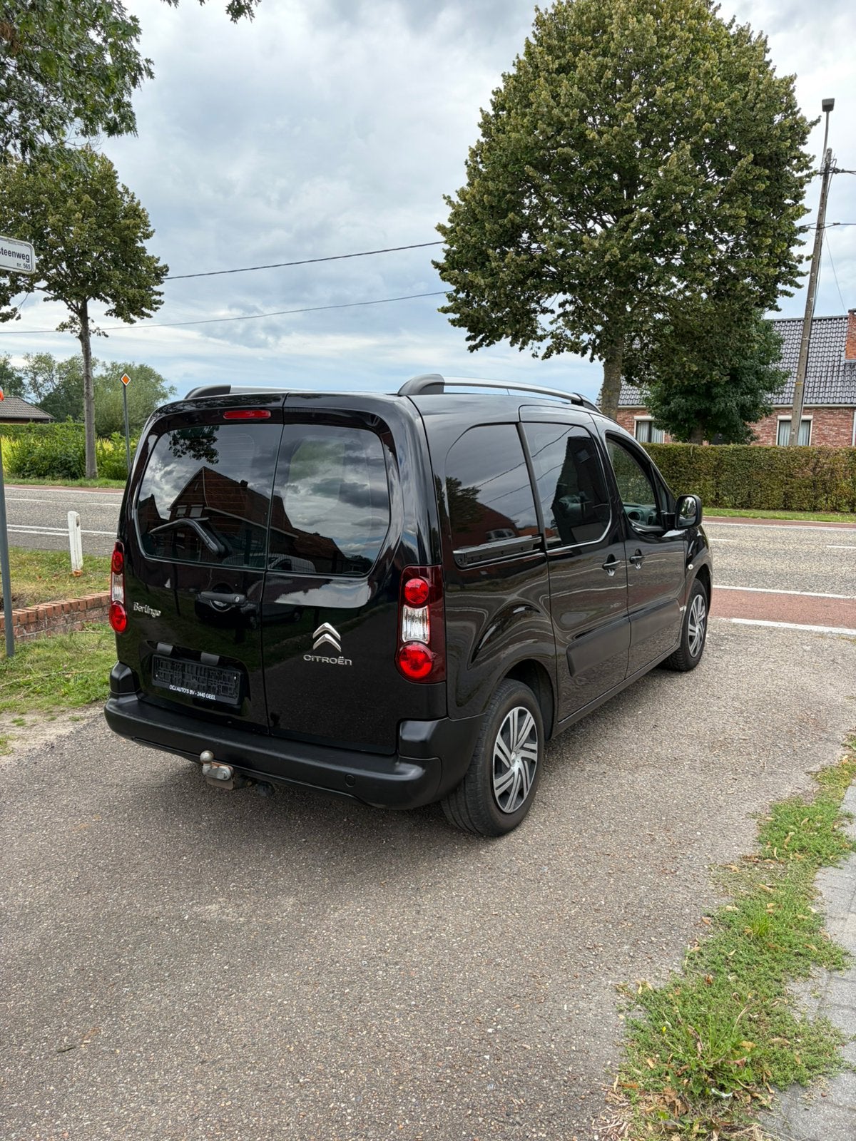 Citroen berlingo 1.6hdi lichte vracht, Euro 5, Zwart, Airconditioning, Te koop
