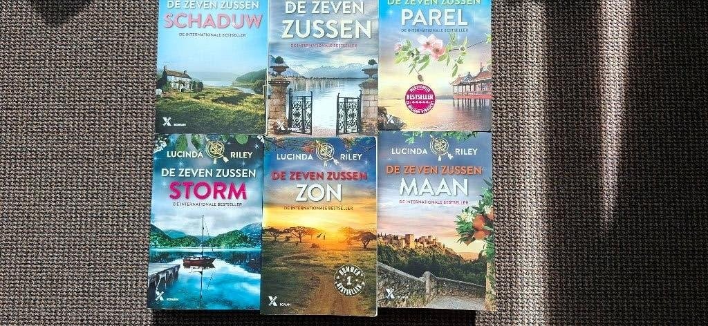 De 7 zussen (de eerste 6 boeken), Ophalen, Zo goed als nieuw, Lucinda Riley