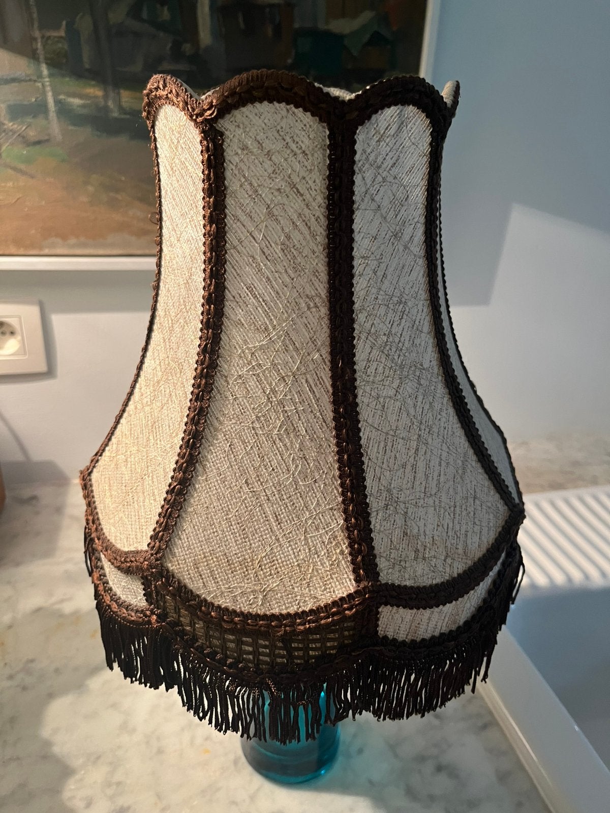 VINTAGE RETRO LAMPENKAP CRÈME/BRUIN MET FRANJES ZGSTAAT, Tafellamp, Beige, Ophalen of Verzenden, Zo goed als nieuw