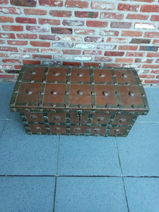 oude kisten of koffers ., Enlèvement