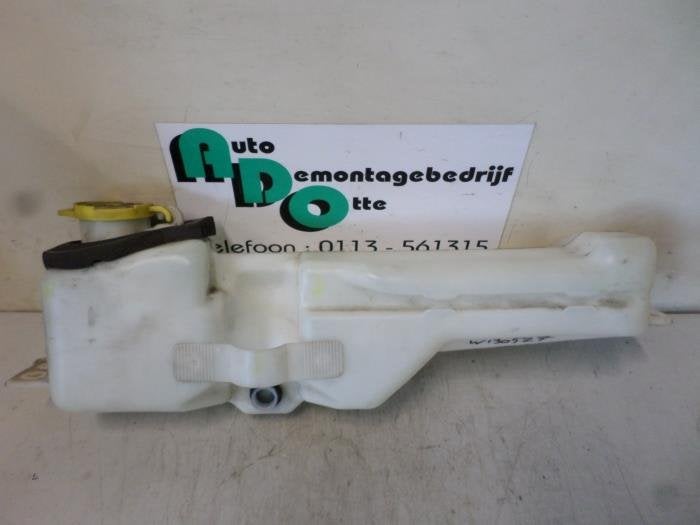 Ruitensproeiertank voor van een Chrysler PT Cruiser, Auto-onderdelen, Gebruikt, -, Ophalen of Verzenden, -