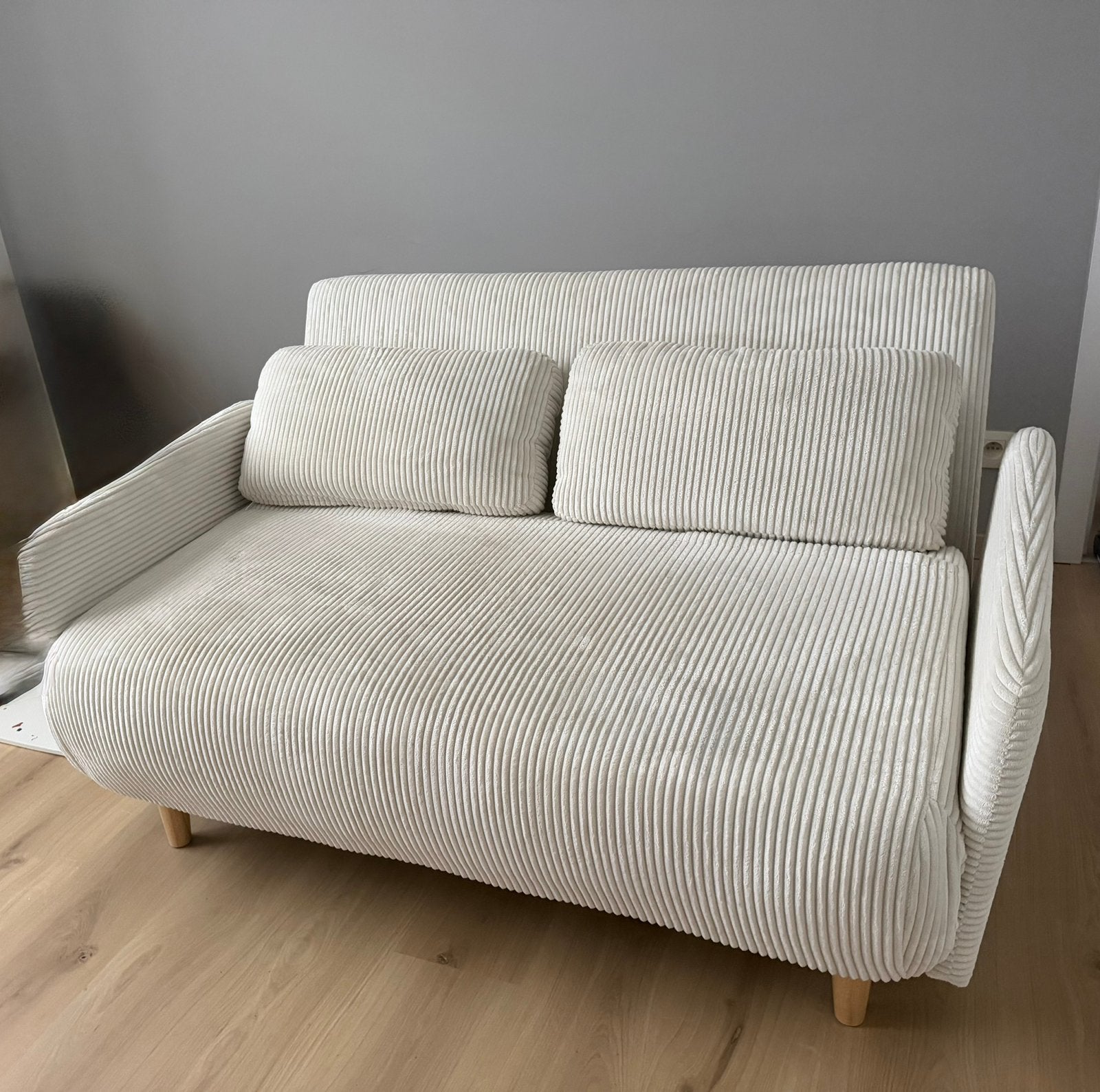 Magnifique canapé 2 places beige/crème en velours côtelé, 75 à 100 cm, Moins de 150 cm, Enlèvement, Utilisé