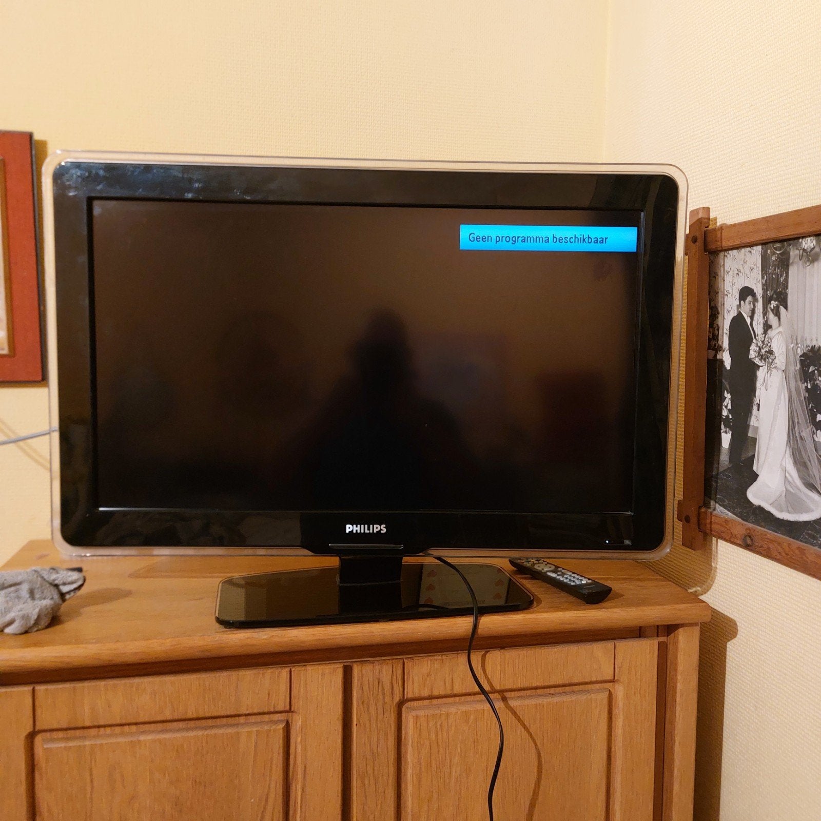 tv met afstandsbediening, Ophalen, Gebruikt, Philips