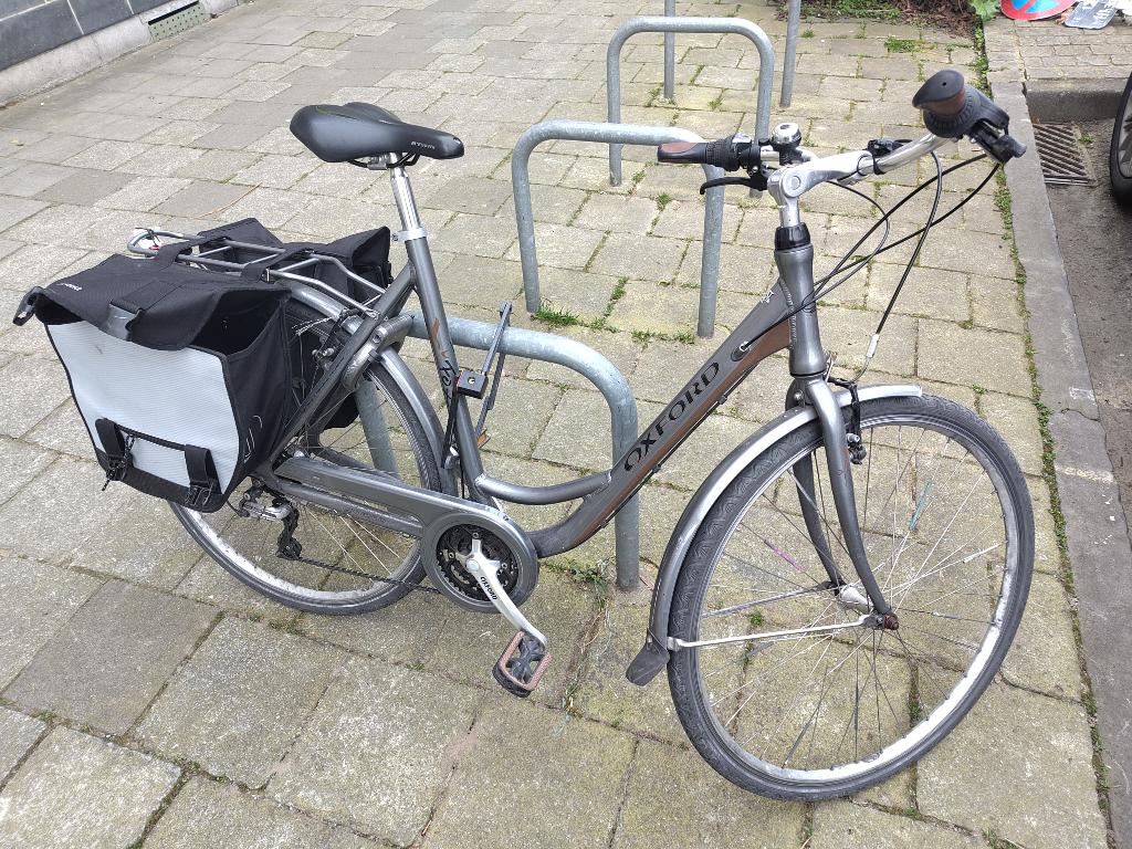 velo femme ( pour bricoleur), Vélos & Vélomoteurs, Autres marques, Vitesses, Frein sur jante, 53 à 56 cm