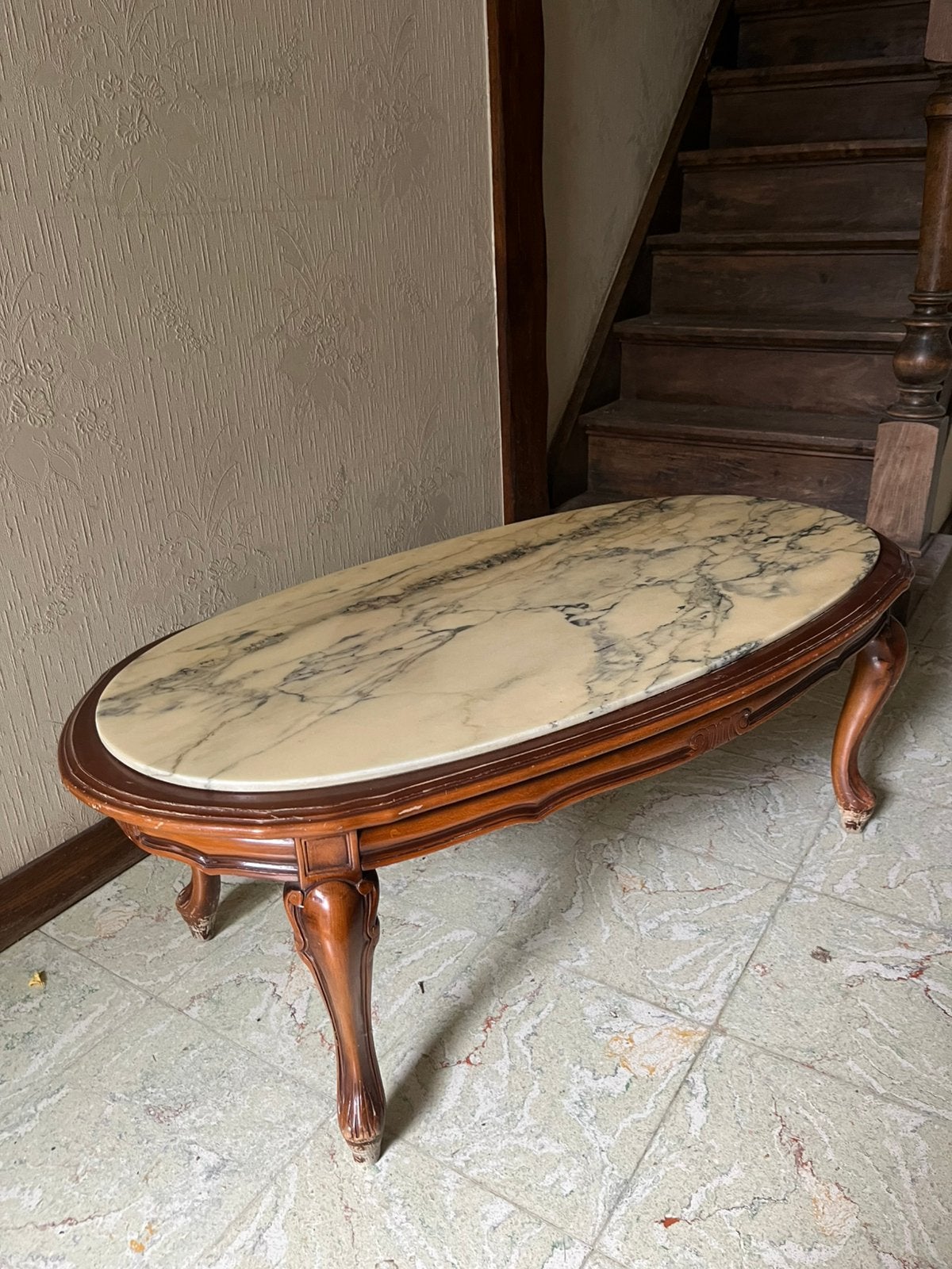 Salontafel in Louis XV-stijl, Ophalen