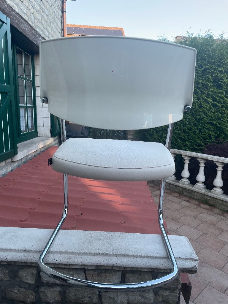 Lot de 8 chaises ivoire « GDB » design chromé, Maison & Meubles, Chaises, Métal chromé, design cantilever stable, Autres couleurs