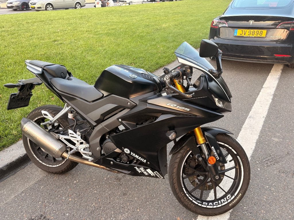 Moto yamaha, Motos, Motos | Yamaha, Occasion, Jusqu'à 11 kW, Permis Moto A1 minimum, Sport