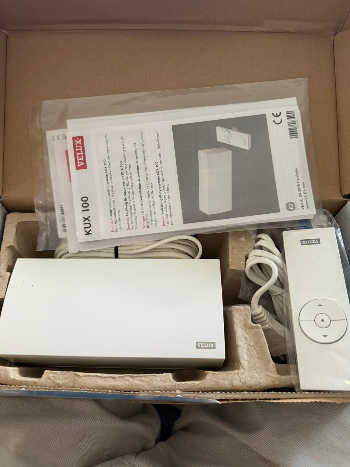 Velux LUX 100 EU, Ophalen, Nieuw