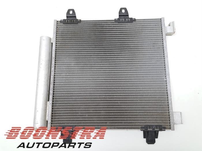 Airco Condensor van een Toyota Aygo X (Aygo X 22-), Gebruikt, -, -, Ophalen of Verzenden