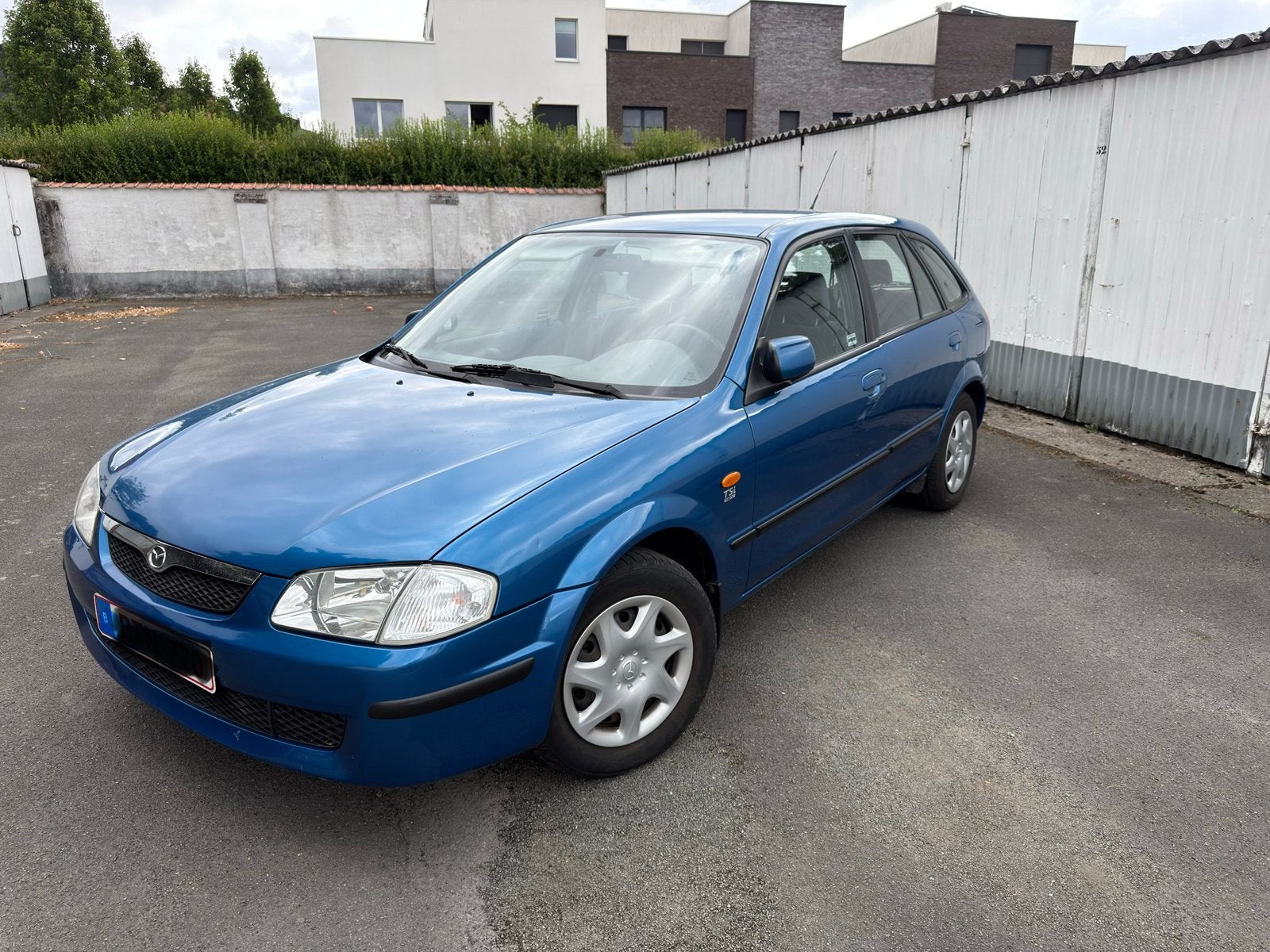 Mazda 323F TSI, Auto's, Voorwielaandrijving, 1498 cc, 4 cilinders, Blauw