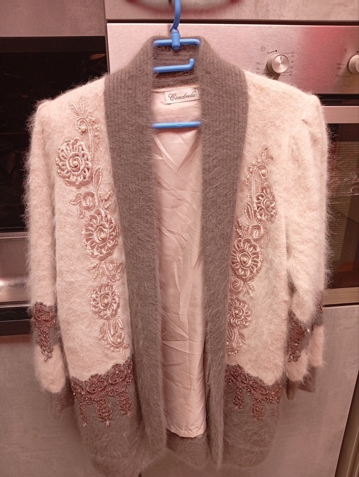 Très belle veste en angora 48/50, Enlèvement ou Envoi