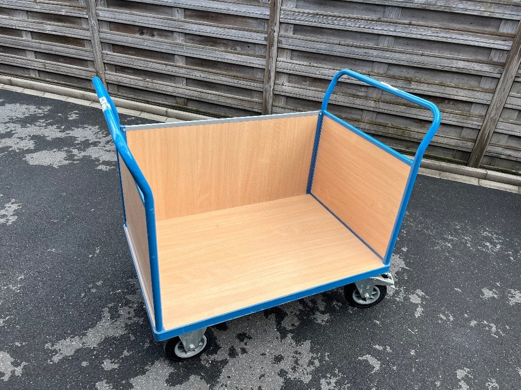 Platformwagen Fetra 3 gesloten wanden, Doe-het-zelf en Bouw, Transportwagens, Ophalen, Zo goed als nieuw, Transportkar