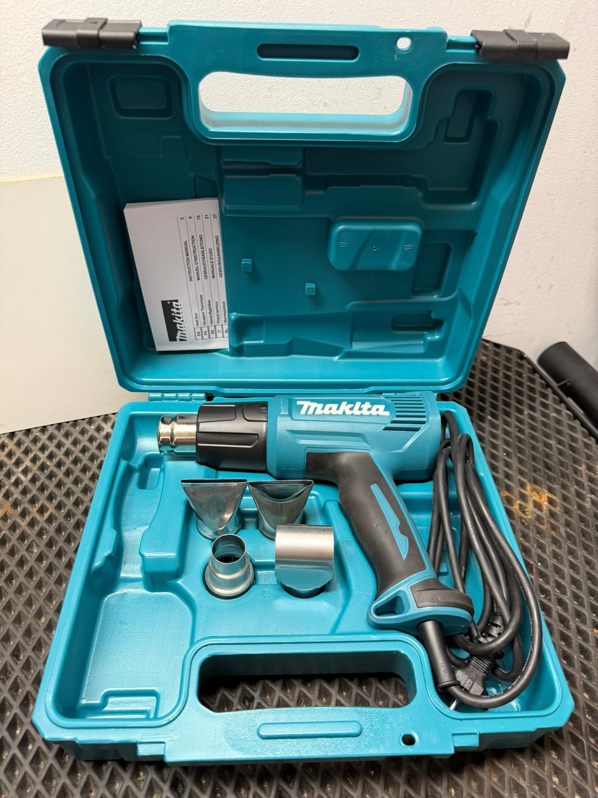 Makita warme luchtblazer, Ophalen, Zo goed als nieuw
