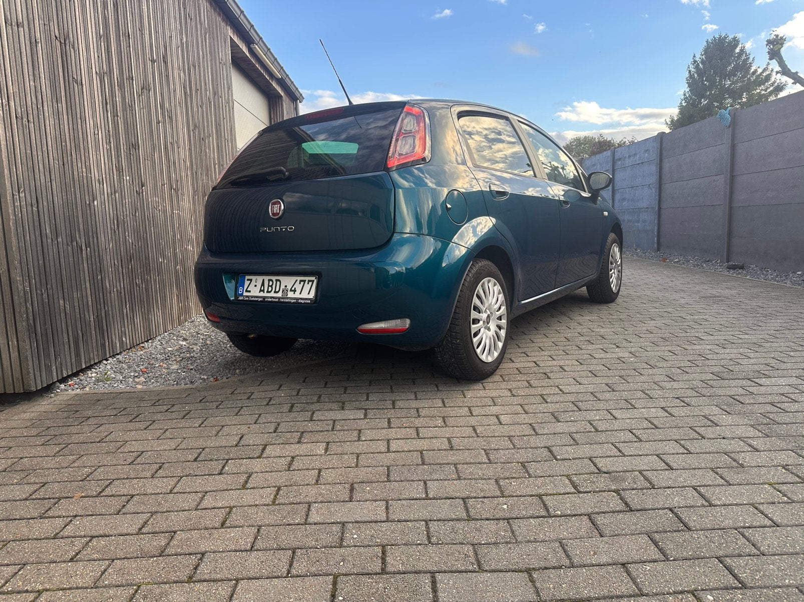 Fiat punto 2013 93.000km met garantie, Auto's, Voorwielaandrijving, Euro 5, Stof, Zwart