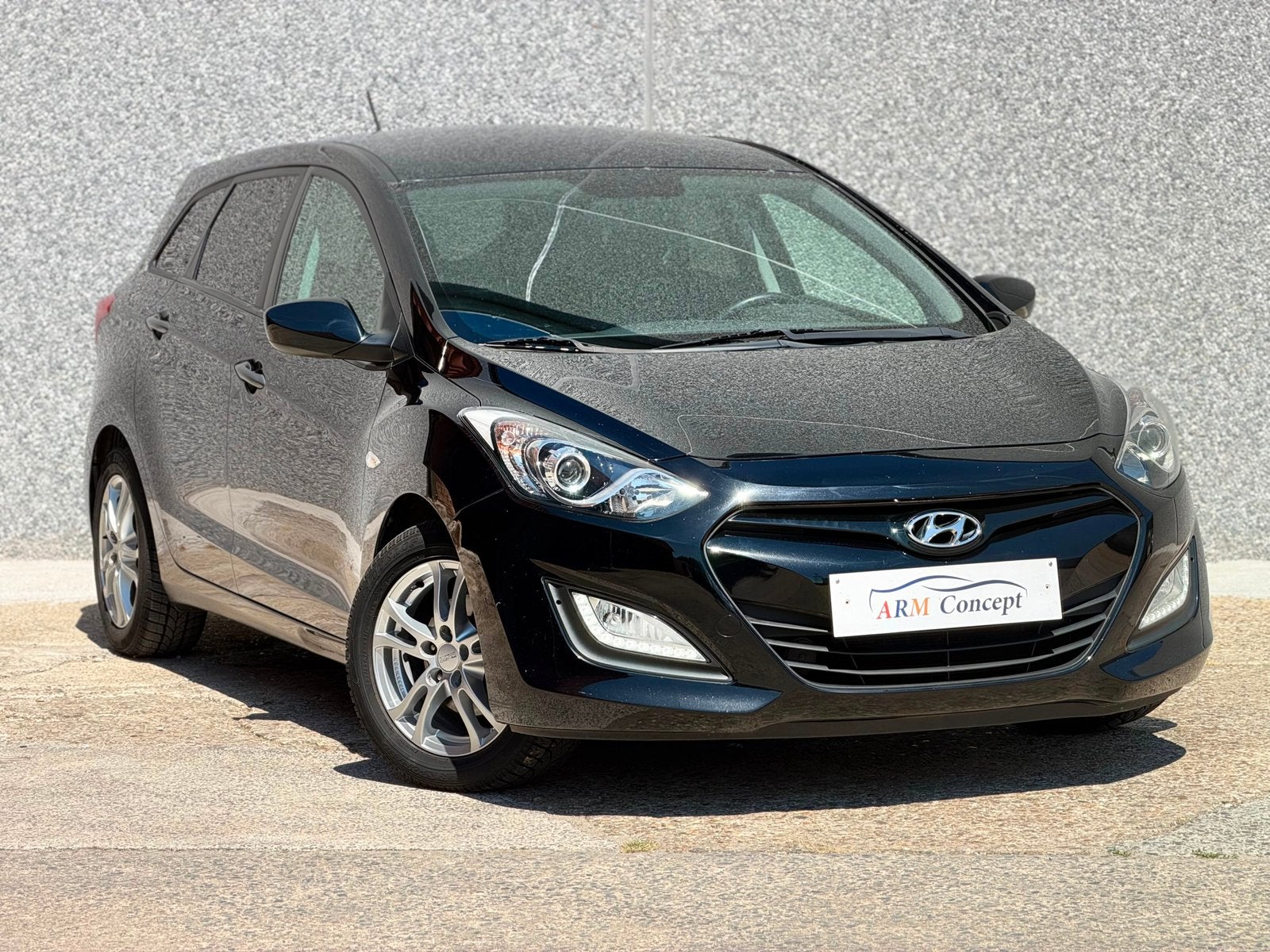 Hyundai i30 Break 1.4 essence 2014 Garantie 12 Mois, Autos, Euro 5, Achat, Entreprise, Boîte manuelle