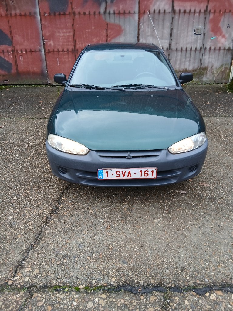 Mitsubishi Colt 1300, Auto's, Voorwielaandrijving, Stof, 4 cilinders, Bedrijf