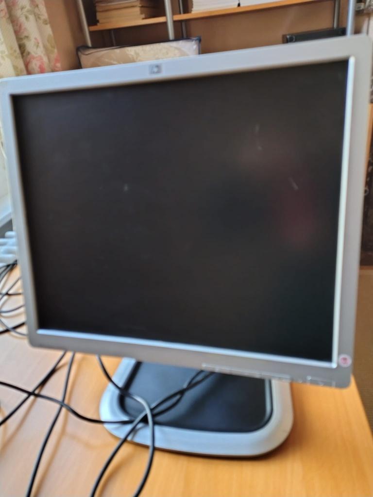 Monitor HP Compaq LA1951g, Computers en Software, Ophalen, Gebruikt, DVI