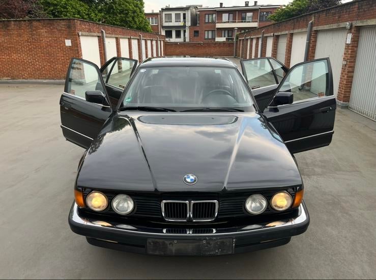 BMW 735i E32 — Très belle voiture ancienne en excellent état, Cuir, Achat, Noir, 6 cylindres