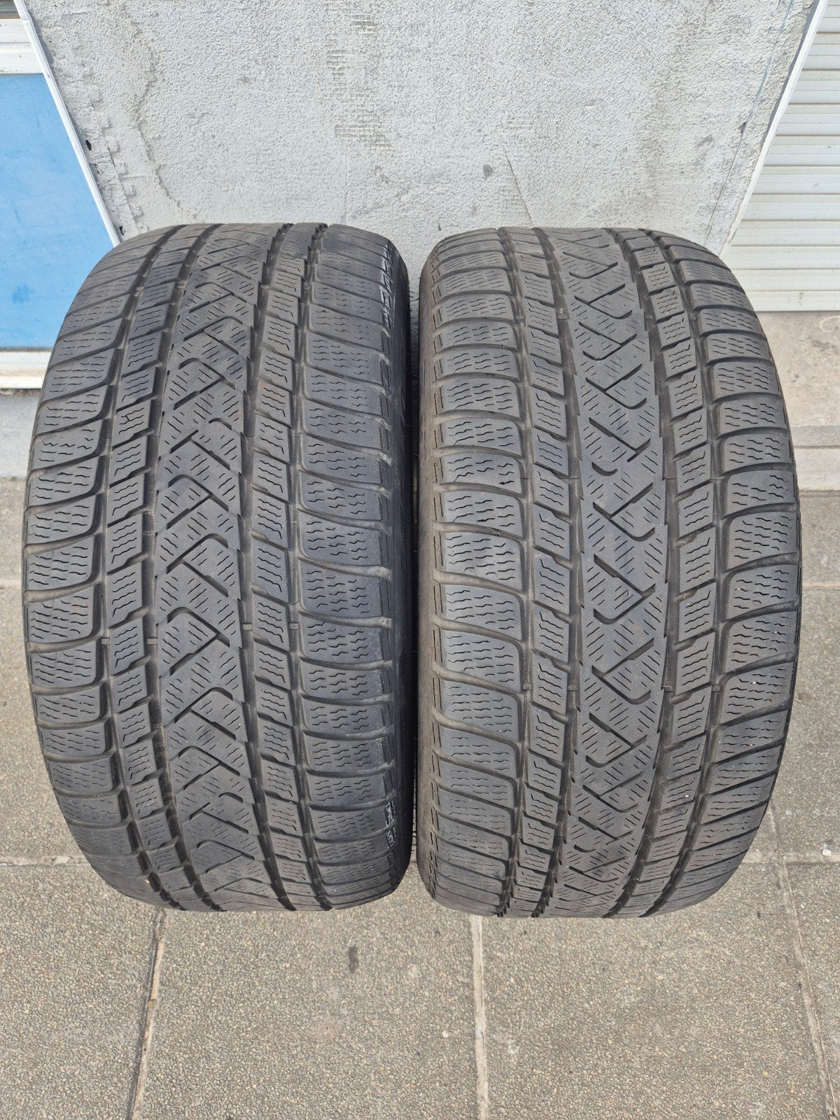 Pirelli, Autos : Pièces & Accessoires, Pneus & Jantes, Enlèvement ou Envoi, Pneus hiver