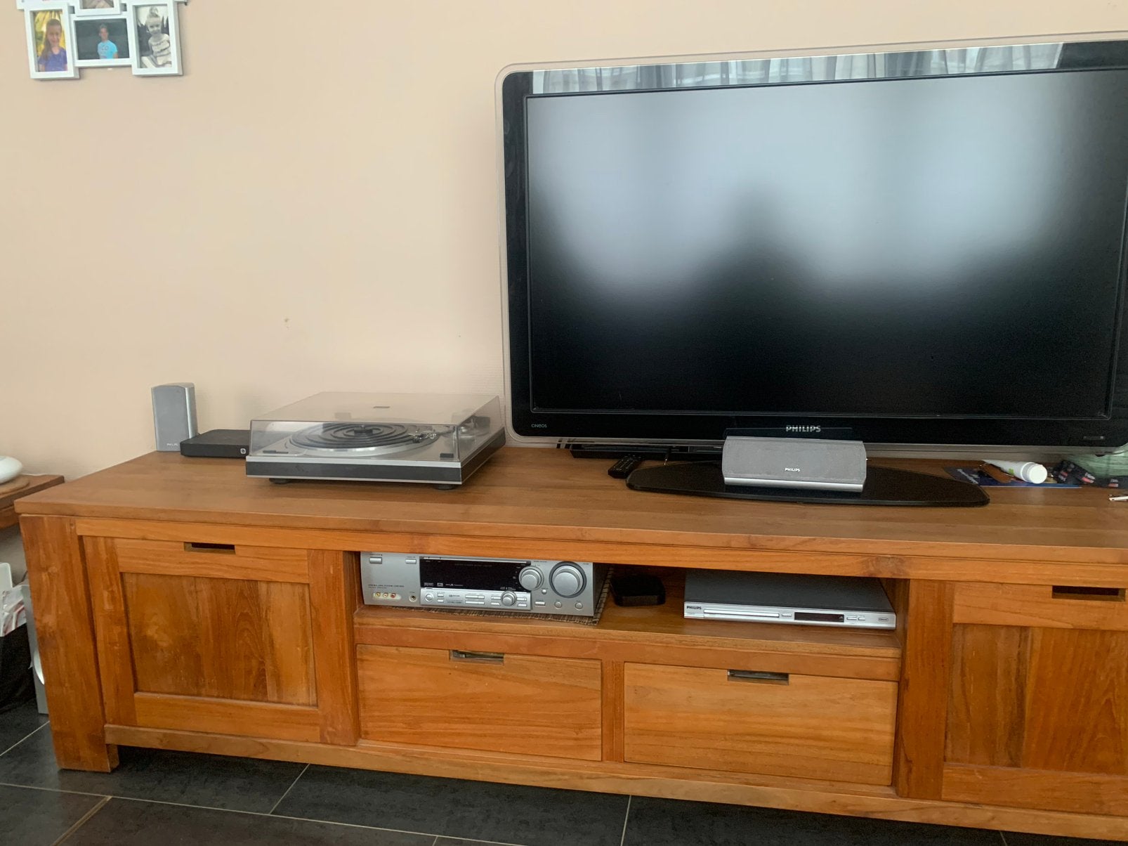 Tv kast, Enlèvement, Comme neuf