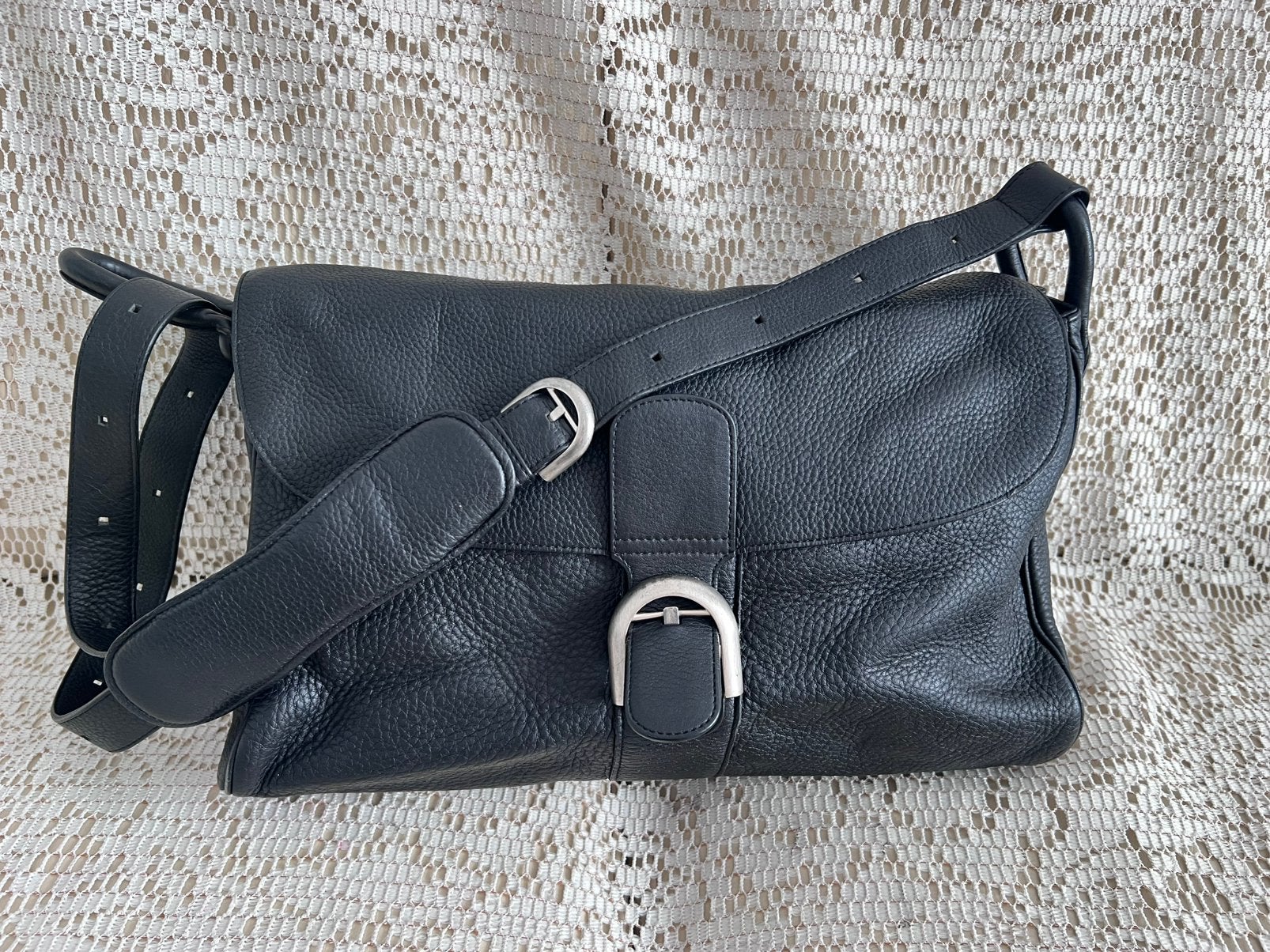 Sac DELVAUX modèle Brillant besace cuir noir, Enlèvement ou Envoi, Comme neuf, Noir, Cuir