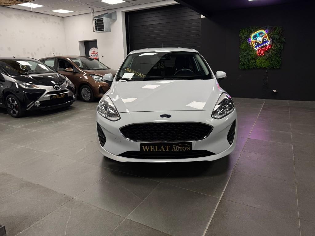 FORD FIESTA 102.000KM BENZINE TOPSTAAT, Auto's, Bluetooth, Wit, Bedrijf, Handgeschakeld