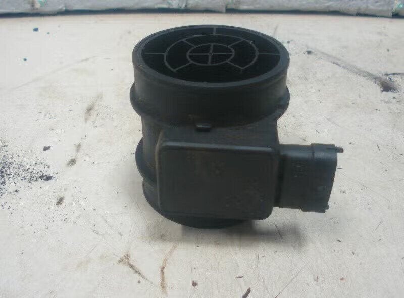 LUCHTHOEVEELHEIDSMETER Opel Vectra C Caravan (244-04-16), Bahnhofsplatz 65423 Rüsselsheim am Main, DE, Enlèvement ou Envoi, Opel