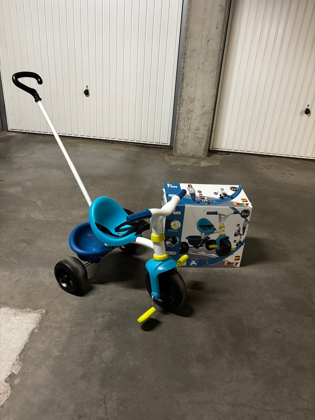 Tricycle smoby, Enlèvement ou Envoi, Utilisé, Tige de poussée