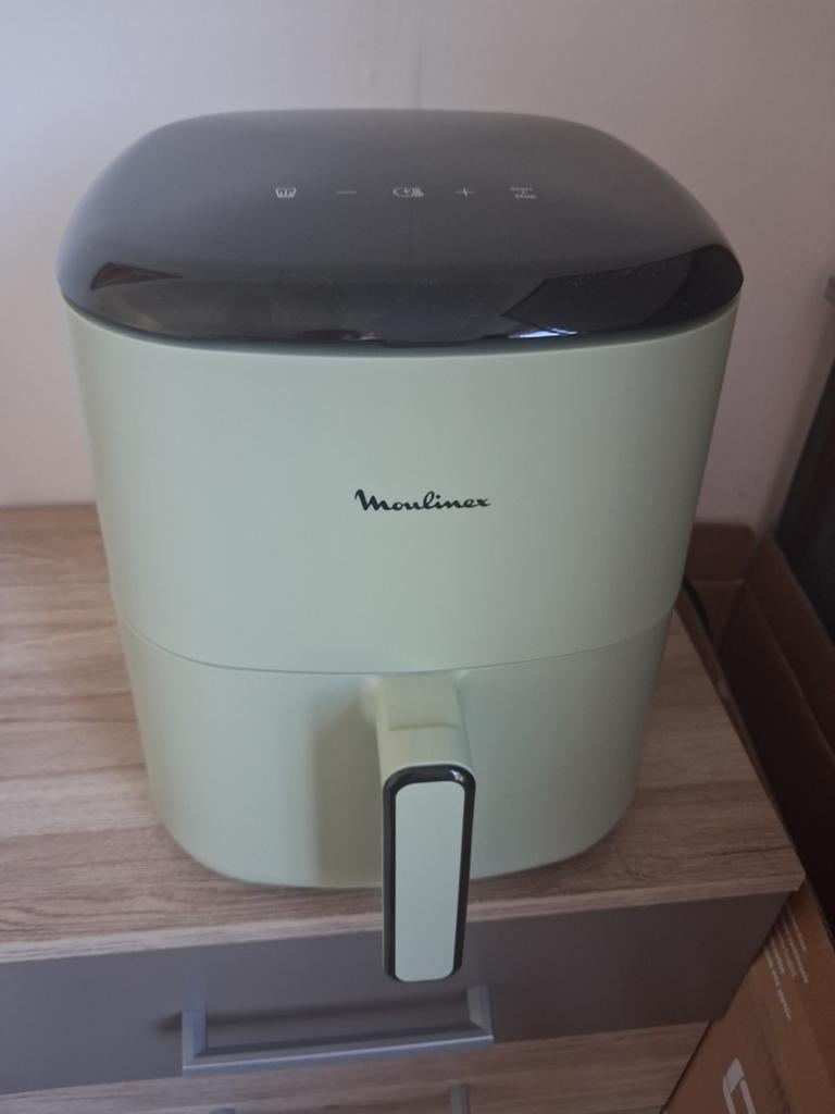 Splinternieuwe Airfryer Moulinex, Ophalen of Verzenden, Nieuw, Airfryer, 1000 t/m 1499 gram
