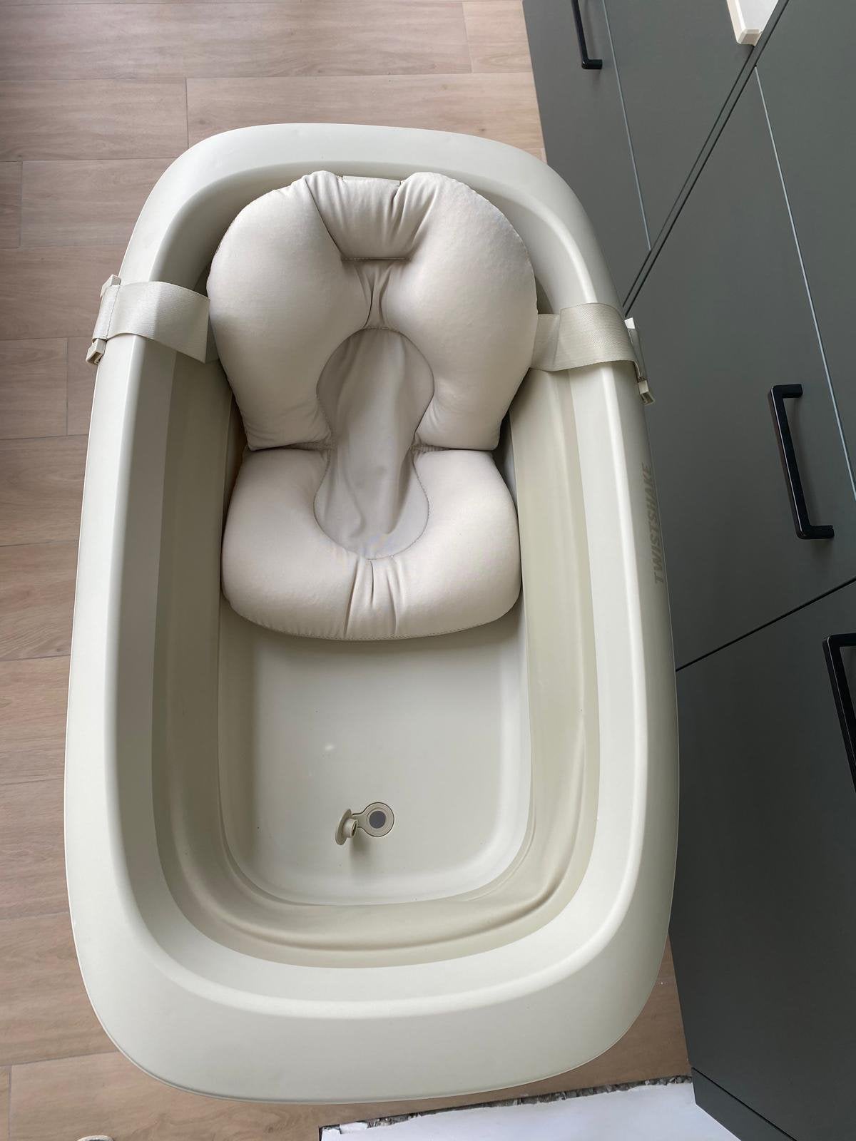 Baignoire Twistshake avec pied, Enfants & Bébés, Bains & Soins, Enlèvement, Comme neuf, Baignoire