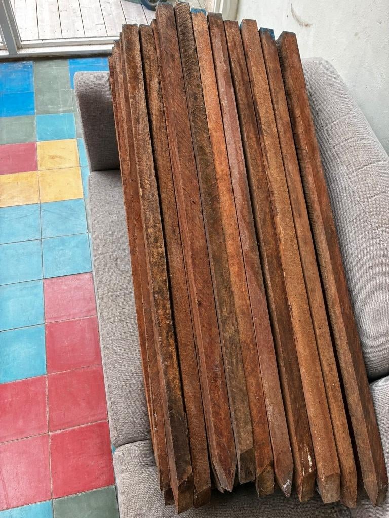 Piketpaal hardhout Azobe 40mmx40mmx1200mm gepunt, Tuin en Terras, Ophalen, Palen, Zo goed als nieuw, Hardhout