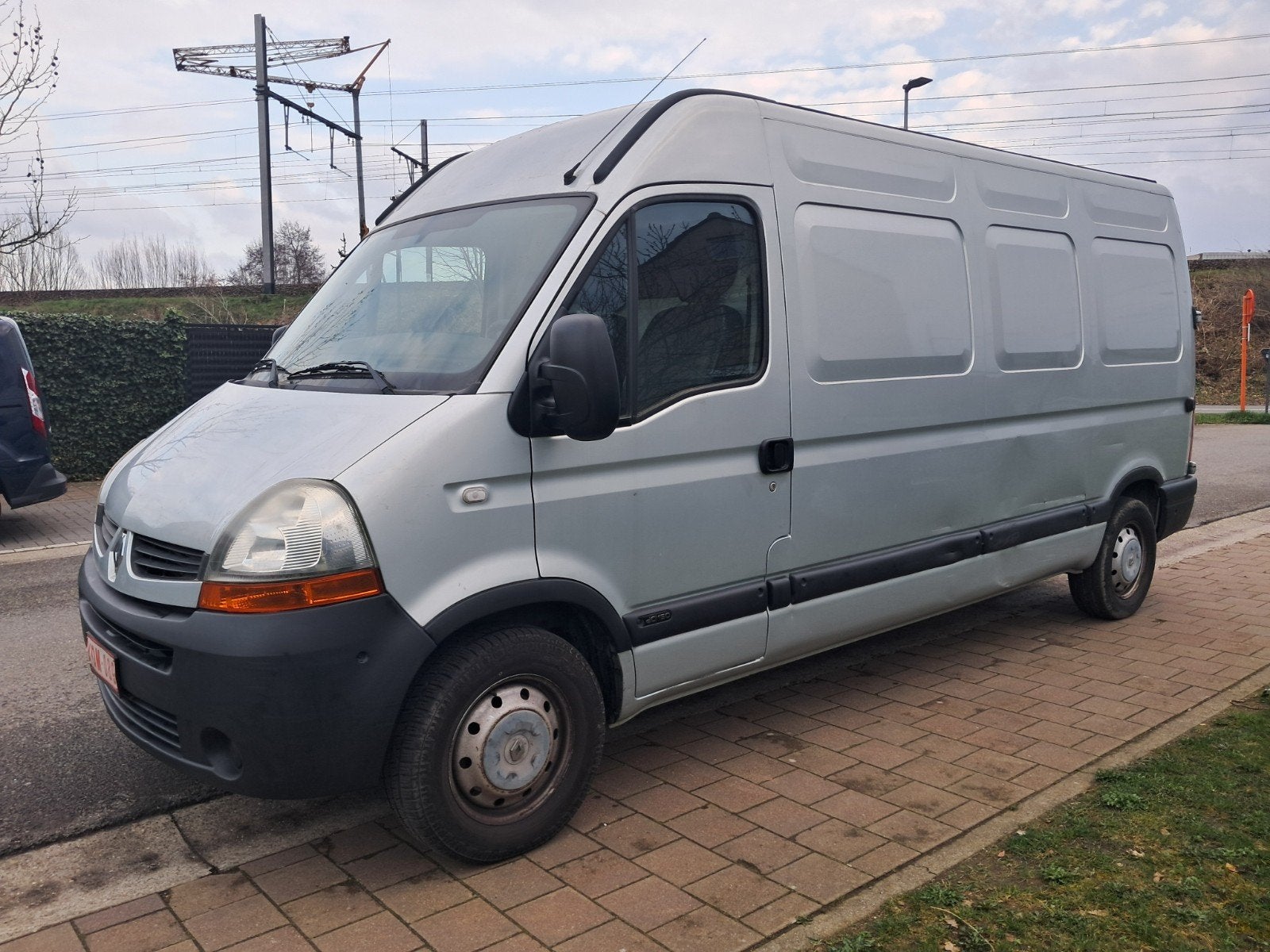 Renault Master 2.5dci 150pks L3H2 Slechts 160.000km !, Argent ou Gris, Achat, 2500 cm³, 3 places