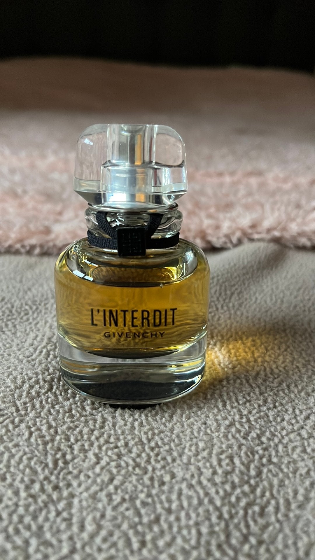 Givenchy L’interdit, Handtassen en Accessoires, Uiterlijk | Parfum, Ophalen, Zo goed als nieuw