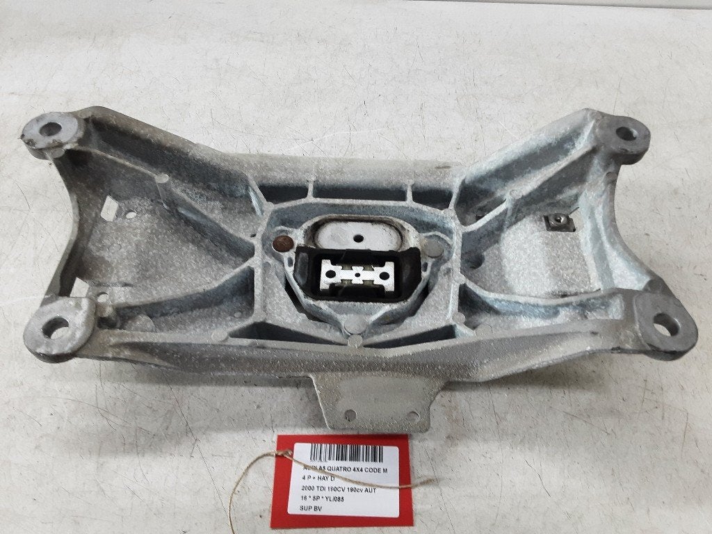 SUPPORT BOITE DE VITESSES Audi A5 Quattro (B8C / S), Auto-Union-Straße  1,
85057  Ingolstadt, DE, Info@audi.de, Audi, Utilisé